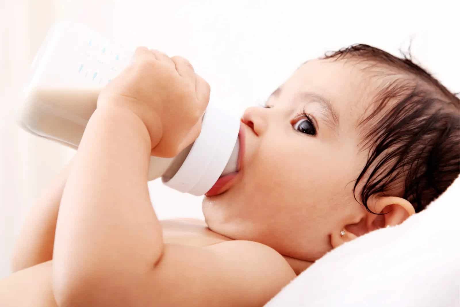 Should You Put Baby Cereal in a Bottle?