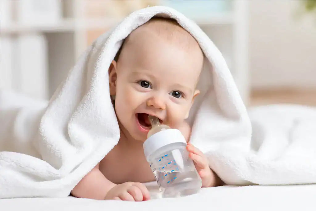 Glass vs Plastic Baby Bottles: Which One Is Better?